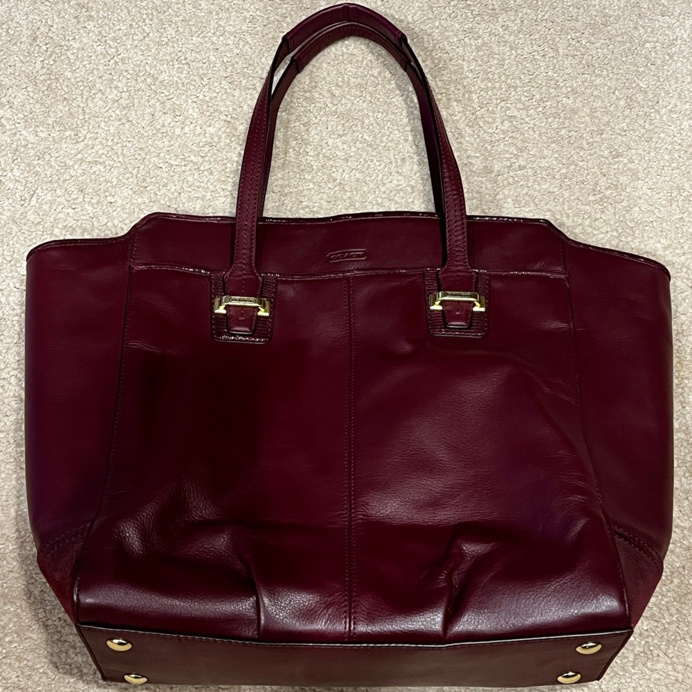 Coach | Leather Taylor Alexis Tote Carryall with Pockets Feet Lizard Trim F25941